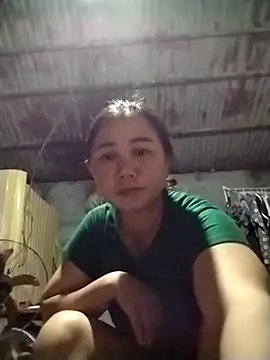 ttmxuxu online show from October 3, 2025, 1:34 pm