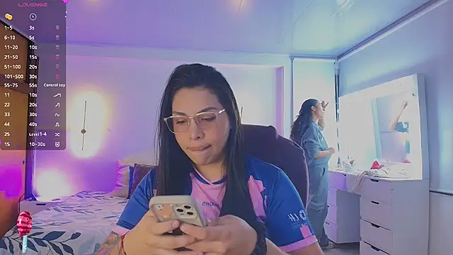 Snapshot of kloe28 chatting on July 9, 2026, 3:40 am kloe28 online show from July 9, 2026, 3:40 am