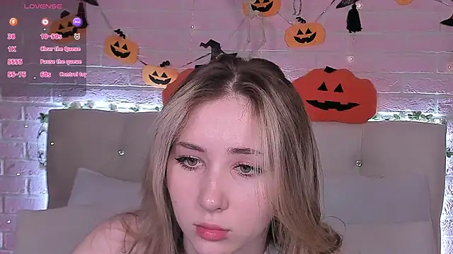 LiraKink online show from October 23, 2025, 4:55 am