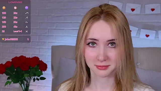 LiraKink online show from February 11, 2026, 4:01 am