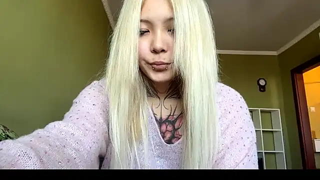 MaritaPescador online show from October 7, 2025, 5:08 am