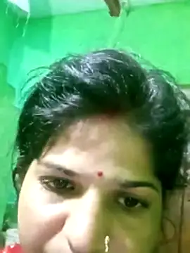 Snapshot of Cuty_nensi chatting on October 31, 2025, 1:13 am Cuty nensi online show from October 31, 2025, 1:13 am