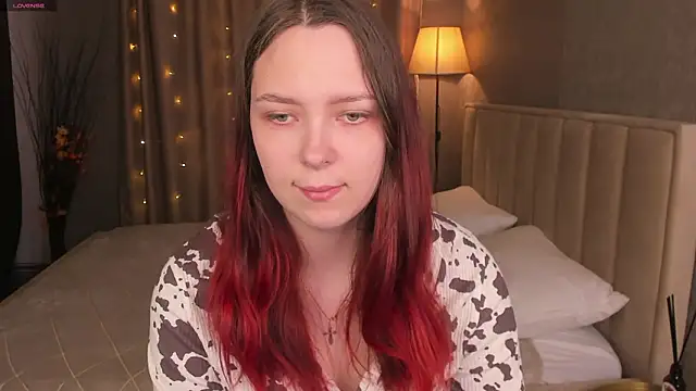 Snapshot of Monica__Queen chatting on March 23, 2026, 5:29 am Monica Queen online show from March 23, 2026, 5:29 am