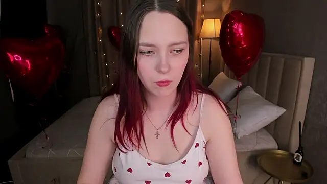 Snapshot of Monica__Queen chatting on February 7, 2026, 5:37 am Monica Queen online show from February 7, 2026, 5:37 am