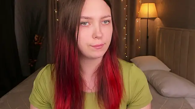 Snapshot of Monica__Queen chatting on March 5, 2026, 5:37 am Monica Queen online show from March 5, 2026, 5:37 am