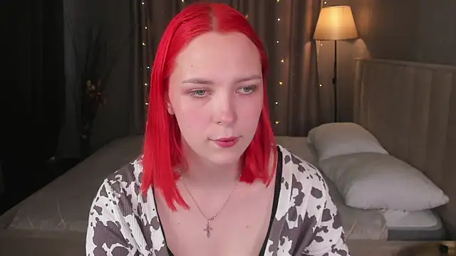 Monica  Queen online show from June 16, 2026, 5:29 am