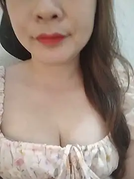 Snapshot of Girl_Shy2000 chatting on June 8, 2026, 1:28 am Girl Shy2000 online show from June 8, 2026, 1:28 am