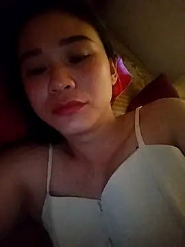 Girl Shy2000 online show from October 9, 2025, 7:42 am