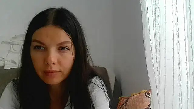 Lorivell online show from October 29, 2025, 2:16 pm