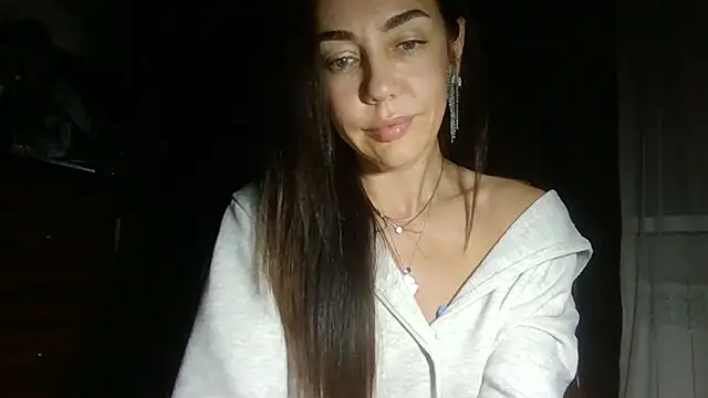 Snapshot of Felariss chatting on October 27, 2025, 2:40 pm Felariss online show from October 27, 2025, 2:40 pm