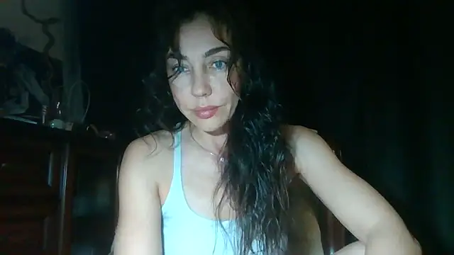 Snapshot of Felariss chatting on October 26, 2025, 4:40 pm Felariss online show from October 26, 2025, 4:40 pm