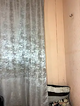 Caramel102004 online show from January 12, 2026, 9:41 pm