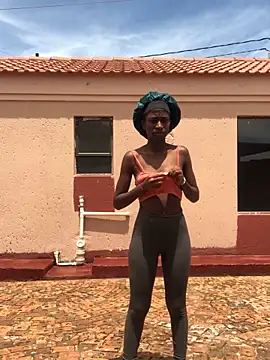 Caramel102004 online show from December 20, 2025, 9:01 am