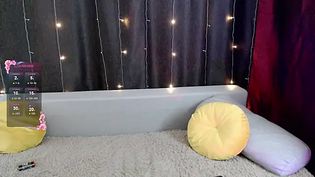 Snapshot of evan_reinhart chatting on November 17, 2025, 9:30 pm evan reinhart online show from November 17, 2025, 9:30 pm