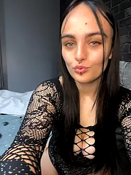 Snapshot of ScarStarX chatting on October 7, 2025, 9:43 am ScarStarX online show from October 7, 2025, 9:43 am