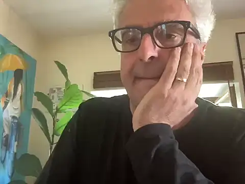 Snapshot of chtentation chatting on April 7, 2026, 3:25 pm chtentation online show from April 7, 2026, 3:25 pm