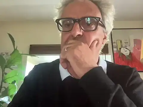 Snapshot of chtentation chatting on May 15, 2026, 5:00 pm chtentation online show from May 15, 2026, 5:00 pm