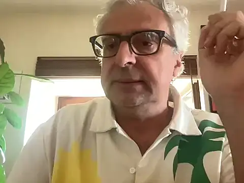 Snapshot of chtentation chatting on May 12, 2026, 3:29 pm chtentation online show from May 12, 2026, 3:29 pm