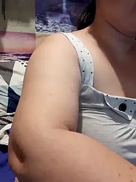 Kimkhaepretty online show from February 3, 2026, 2:11 pm