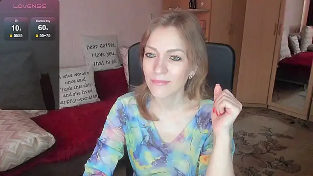 Snapshot of Tiffany_Bates chatting on July 24, 2026, 9:27 am Tiffany Bates online show from July 24, 2026, 9:27 am
