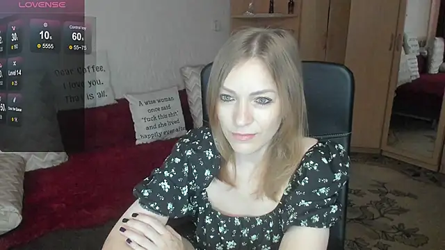 Snapshot of Tiffany_Bates chatting on June 19, 2026, 9:37 am Tiffany Bates online show from June 19, 2026, 9:37 am