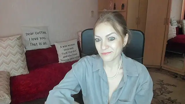 Tiffany Bates online show from April 28, 2026, 9:14 am