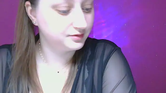 Omivelle online show from November 10, 2025, 8:25 pm