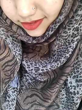 Snapshot of Miss_Rose__ chatting on April 16, 2026, 6:25 am Miss Rose online show from April 16, 2026, 6:25 am