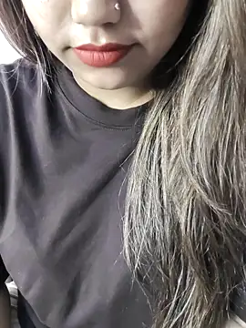 Snapshot of Miss_Rose__ chatting on March 27, 2026, 4:54 am Miss Rose online show from March 27, 2026, 4:54 am