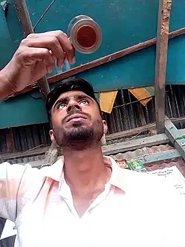 Snapshot of LesserUpset chatting on March 25, 2026, 4:12 am LesserUpset online show from March 25, 2026, 4:12 am