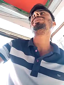 Snapshot of LesserUpset chatting on December 15, 2025, 4:40 am LesserUpset online show from December 15, 2025, 4:40 am