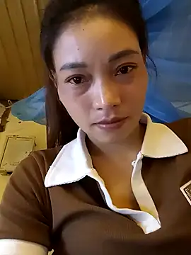 Snapshot of Phiny_xx chatting on October 12, 2025, 10:05 am Phiny xx online show from October 12, 2025, 10:05 am