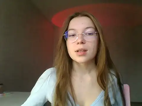 Snapshot of Melirynn chatting on October 24, 2025, 8:57 am Melirynn online show from October 24, 2025, 8:57 am