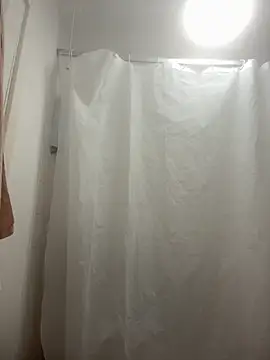 Gabrielrdsouza online show from November 28, 2025, 3:01 pm