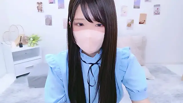 rinochi  online show from October 3, 2025, 5:09 am
