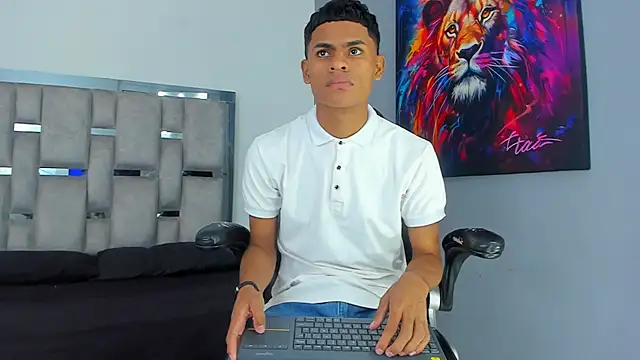 Snapshot of paull_cassidy chatting on November 21, 2025, 7:35 pm paull cassidy online show from November 21, 2025, 7:35 pm