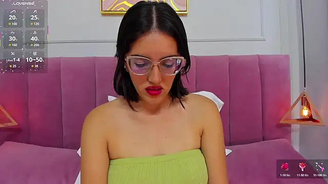 venusgreys1  online show from October 28, 2025, 12:37 pm