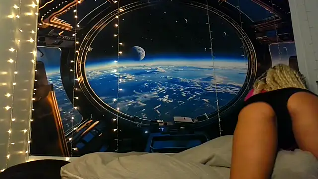 Snapshot of MrsToniTone chatting on November 28, 2025, 3:23 pm MrsToniTone online show from November 28, 2025, 3:23 pm