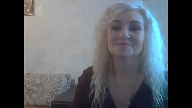 LadySexyBlond online show from May 11, 2026, 5:31 am