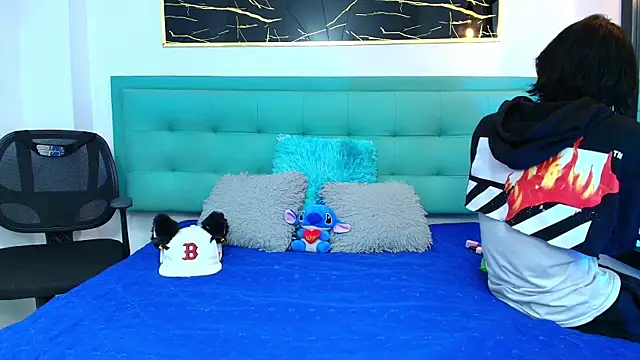 Snapshot of Lovers_21 chatting on October 12, 2025, 5:09 am Lovers 21 online show from October 12, 2025, 5:09 am