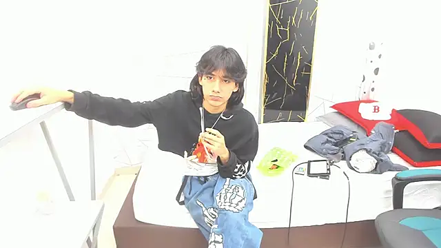 Snapshot of Lovers_21 chatting on November 12, 2025, 3:54 am Lovers 21 online show from November 12, 2025, 3:54 am