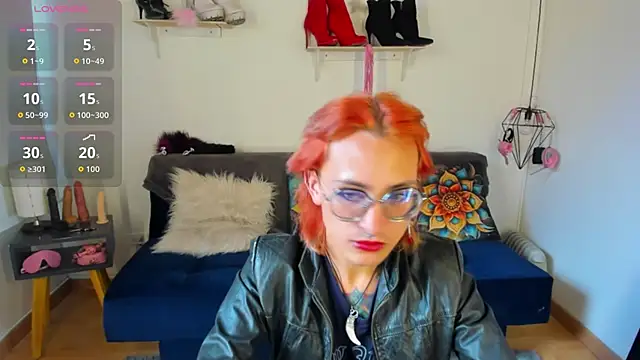 Snapshot of Moon_Fox chatting on November 1, 2025, 8:36 pm Moon Fox online show from November 1, 2025, 8:36 pm