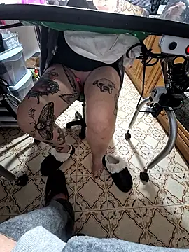 candymaxxx online show from November 20, 2025, 6:41 pm