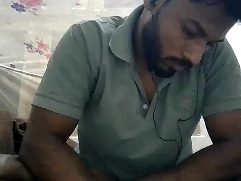 Snapshot of Raw12499 chatting on November 21, 2025, 4:28 pm Raw12499 online show from November 21, 2025, 4:28 pm