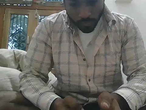 Snapshot of Raw12499 chatting on December 18, 2025, 3:00 am Raw12499 online show from December 18, 2025, 3:00 am