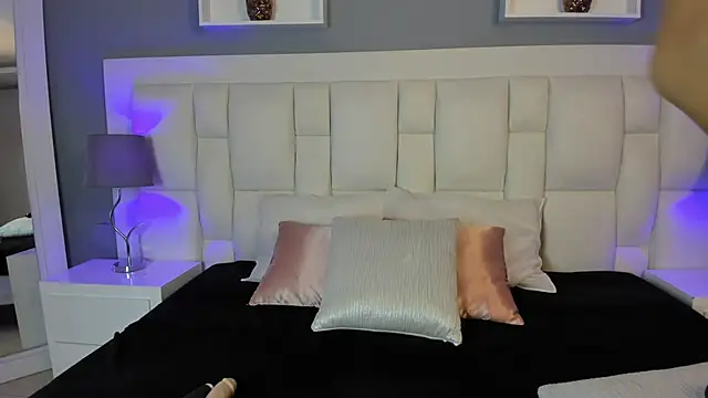 Snapshot of LilianGomez_ chatting on October 11, 2025, 3:29 am LilianGomez online show from October 11, 2025, 3:29 am