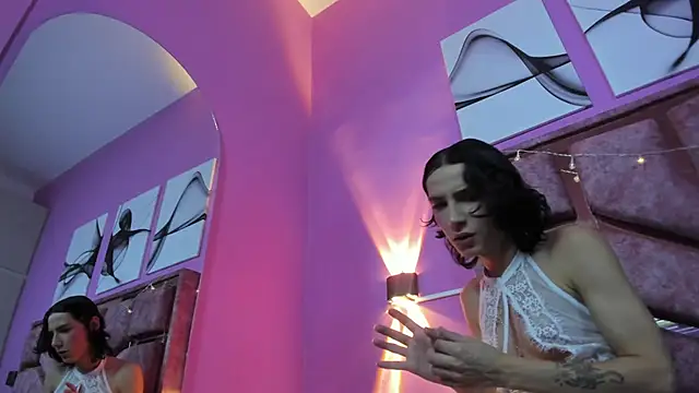 samantaa liov online show from November 25, 2025, 7:47 pm