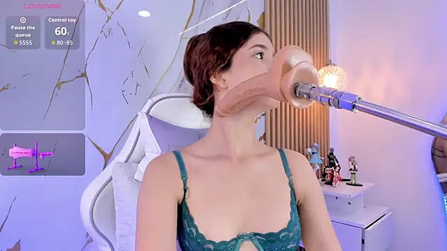 Snapshot of meridacute_ chatting on November 4, 2025, 1:59 pm meridacute online show from November 4, 2025, 1:59 pm