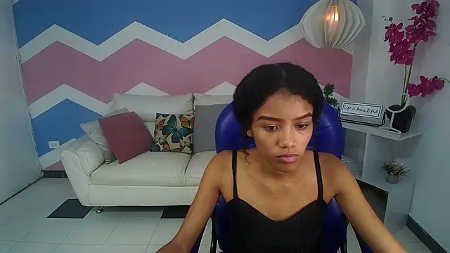 Snapshot of adisson_petite1 chatting on October 12, 2025, 5:14 pm adisson petite1 online show from October 12, 2025, 5:14 pm