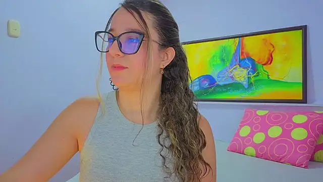 Snapshot of katiaa_lovv chatting on June 11, 2026, 12:13 pm katiaa lovv online show from June 11, 2026, 12:13 pm